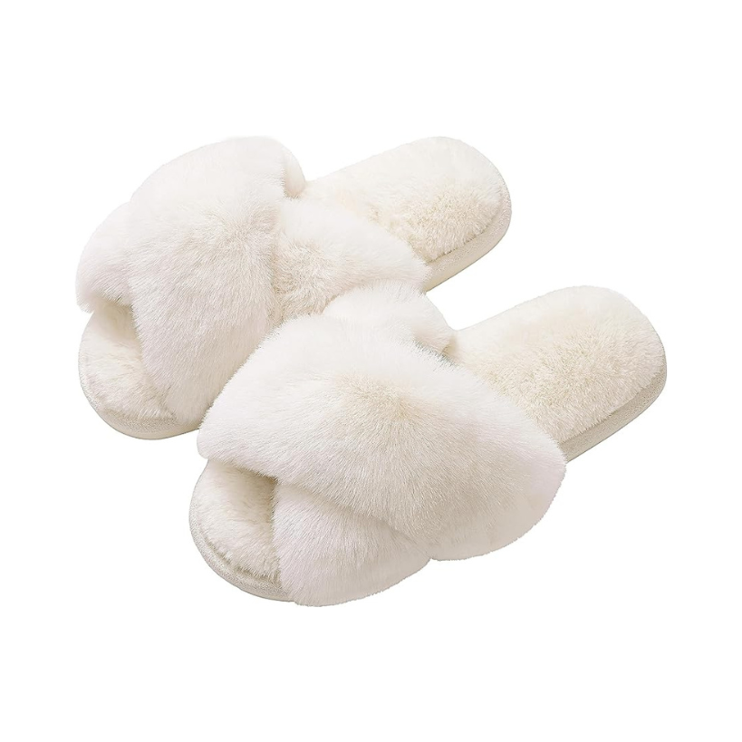 Cozy Amazon Slippers: Quick Comfort - A Jetset Journal