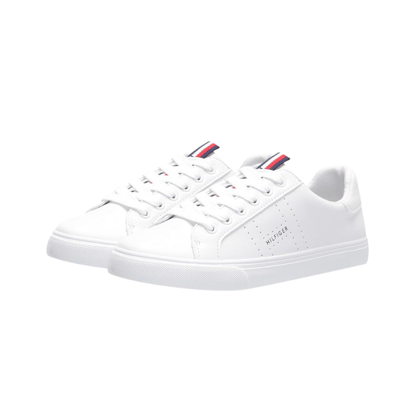 Plain White Sneakers to Get Now on Amazon - A Jetset Journal
